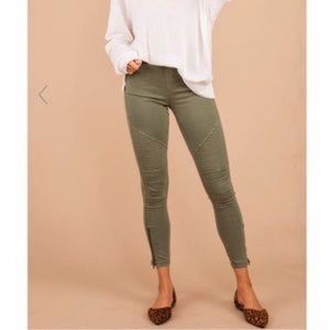 Beulah pull on moto jegging